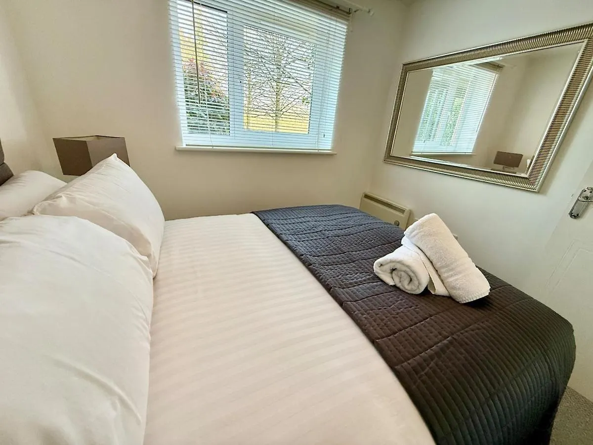 Cardiff Bay Escape Stunning Views Free Parking Apartment 0*,  United Kingdom